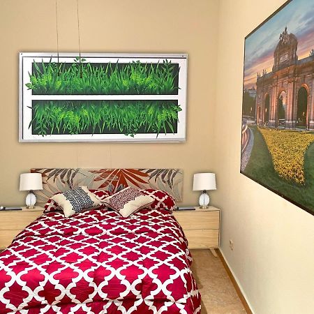 Bed and Breakfast Sol Montera & Parking Tph Madrid Esterno foto