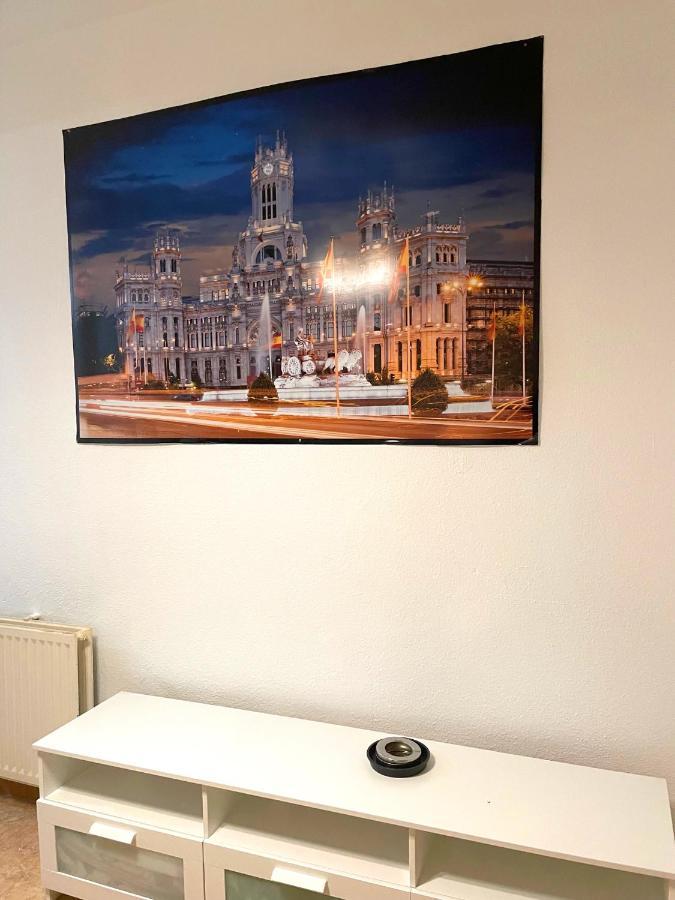Bed and Breakfast Sol Montera & Parking Tph Madrid Esterno foto