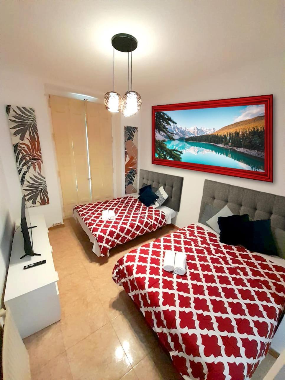 Bed and Breakfast Sol Montera & Parking Tph Madrid Esterno foto