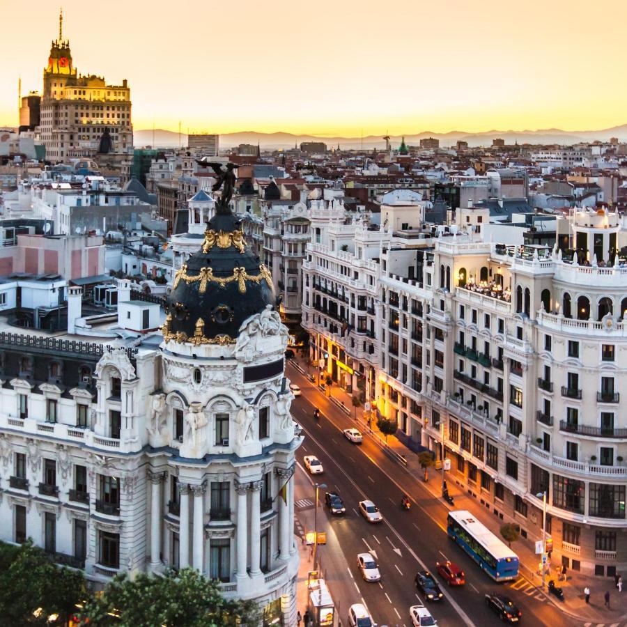Bed and Breakfast Sol Montera & Parking Tph Madrid Esterno foto